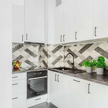 Апартаменти Near Railway Hub Варшава